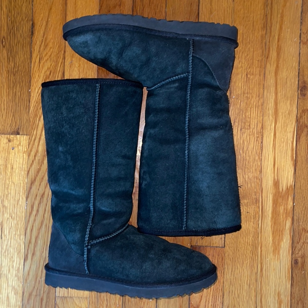 Black Ugg Boots